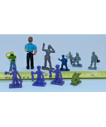 14 Assorted Miniature Figures Construction, Soldiers etc for Railroad di... - $527.77 MXN