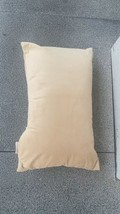 PAMBER pillow,Surface Texture and The fabric is smooth and delicate image 2