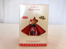 Hallmark Keepsake 2017 Madame Alexander Wicked Witch of The East Ornament - £15.58 GBP
