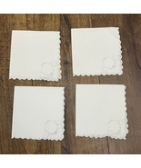 Vintage 4 White Linen Embroidered Cocktail Luncheon Napkins - $369.05 MXN