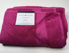 Tommy hilfiger NWT modern american pink 30”x54” bath towel sf - £14.83 GBP