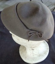 Beautiful Vintage Glenover Wool Lady’s Hat – 1930s – VGC – Henry Pollak Co. - $79.19
