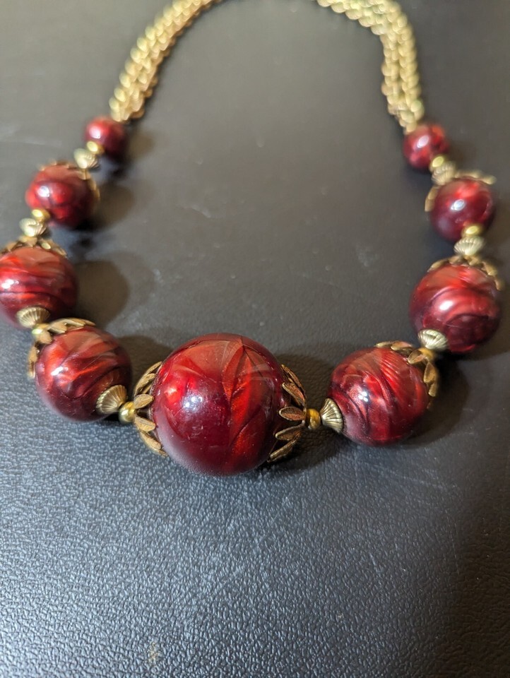 red cracleglass bead necklace with a 8&quot; hang - $20.79