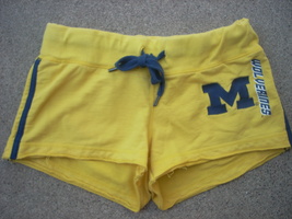womens shorts Micigan wolverines size small yellow nwot - £25.95 GBP