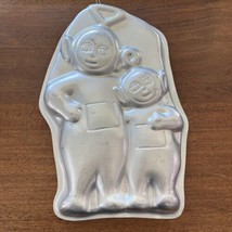 Vintage 1999 Wilton Teletubbies Cake Pan Po And Tinky Tv Show Baking Pan - $8.42