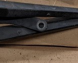  PRIUS     2001 Wiper Arm               344579  - $34.65