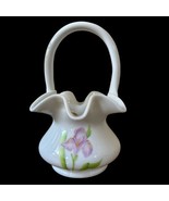 Vintage Fenton Hand Painted and Signed White Handled Basket. W/ Sticker - €73,00 EUR