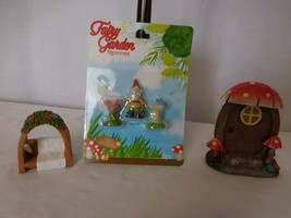 Miniature Fairy &amp; Garden House Figurines Mushroom&#39;s , 5 Piece Set NEW - $10.91