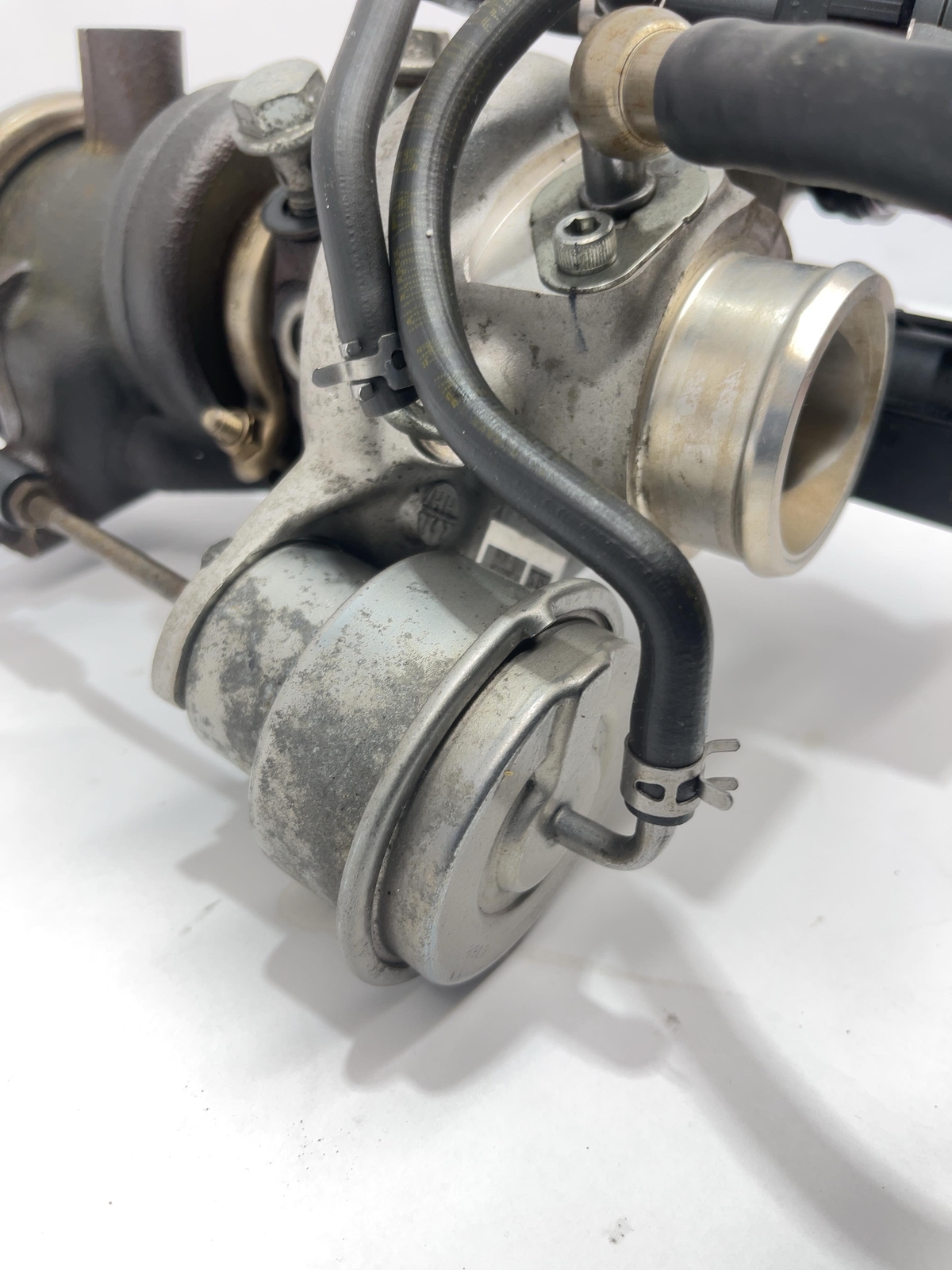 2018-2022 Chevy Equinox 1.5L Engine Turbo Supercharger W/ Intercooler Pipe OEM Item image 11