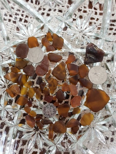 40+ Pieces ~ Genuine Lake Erie Beach Glass ~ Surf Tumbled ~ Brown in Color (7) Item image 2