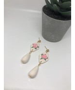 White teardrop clay bead and white diamond with light pink rose detail d... - £12.99 GBP