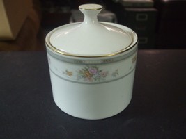 Vintage 1992 Farberware Fine China Southampton 223K Sugar Bowl w/Lid - £15.94 GBP