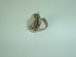 Vtg Silver Plated Mother of Pearl Shell Boho Ring Adjustable Artisan - £15.81 GBP
