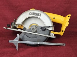 Dewalt DW939 18V Circular Saw 6 1/2&quot; with Rip Guide ~ Tool Only ~ Free S... - $56.84