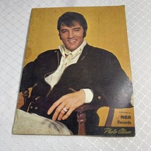 Elvis Presley RCA Records Souvenir Tour Photo Album 1970 Yellow  20 Pages - £38.09 GBP