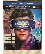Ready player One Walmart Exclusive Rubik’s Cube Keychain. Blu ray + DVD,... - $352.94 MXN