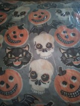 Well Dressed Home RetroStyle Halloween Cat Bat Pumpkin Skull 60x70 Throw Blanket - £32.23 GBP