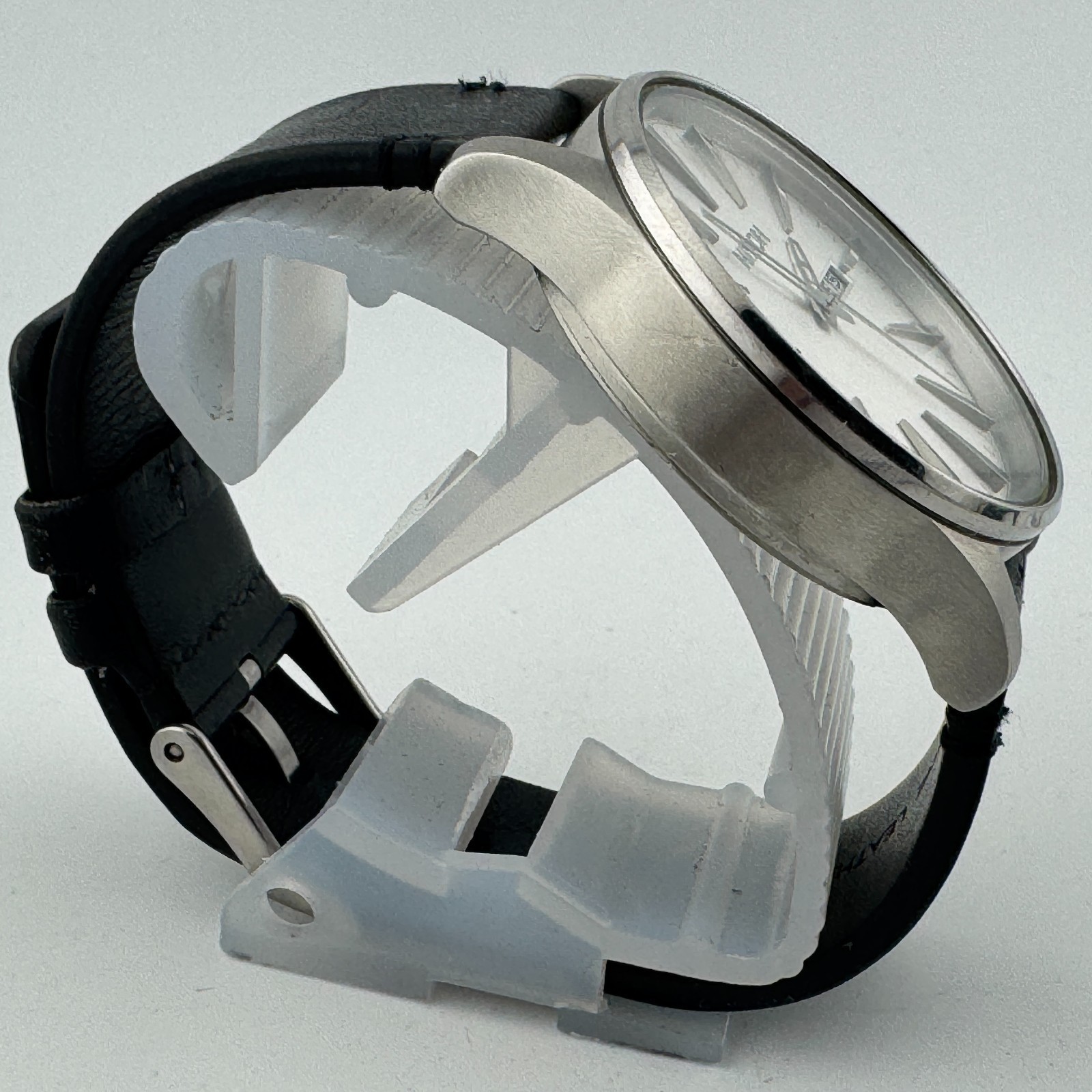 Nixon The Sentry Quartz Watch Men 100m Silver Steel Day Date Leather New Battery Item image 3