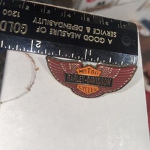 Vintage Official Harley Davidson Bar &amp; Shield Logo Pin - £4.66 GBP