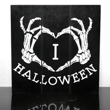 Sign &quot;I Heart Halloween&quot; Wooden Black 7 Inch Skeleton design  - Hallowee... - £7.23 GBP