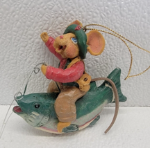 Vintage Kurt Adler Fisherman Fishing Mouse Riding Bronco Fish - $296.13 MXN