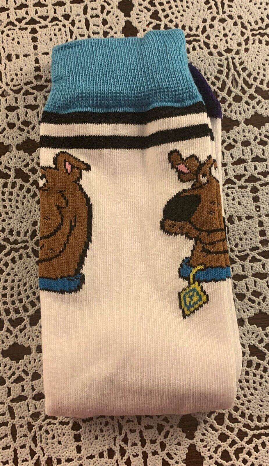 Primary image for Warner Brothers Ladies Crew Socks Scooby Doo  Design White Blue  Dog Brand New