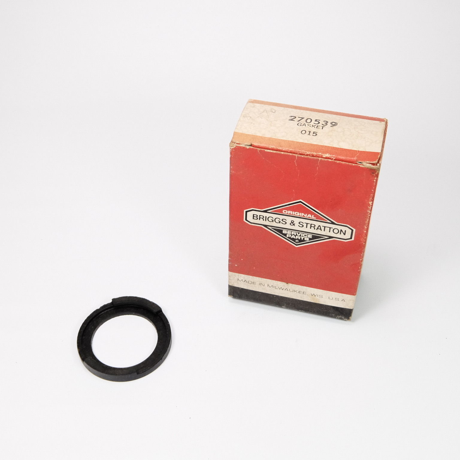 New OEM Briggs &amp; Stratton 270539 Air Cleaner Gasket - $0.99