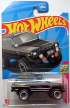 Hot Wheels Vhtf Hw The &#39;80s 1988 Jeep Wagoneer 5/10 1:64 Black - £5.48 GBP