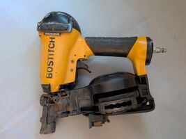 Bostitch RN46-1 Pneumatic Coil Roofing Nail Gun Magnesium Frame Working - $99.78