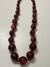Vintage MCM Cranberry Moonglow Thermoset Lucite Graduated Hand Knotted Necklace - £17.92 GBP