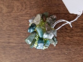 Natural Mixed Green Stone Chips Statement Ring Strechy Band Size 7 - 9    OB/ - £3.93 GBP