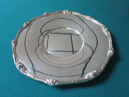 Silverplate Round Tray Decorated with Roses in Borders, unmarked, 11&quot; di... - $717.24 MXN
