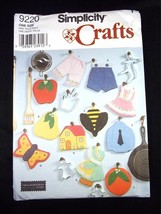 Simplicity Crafts Pattern 9220 Decorative fabric pot holders or Trivets 11 - $5.25