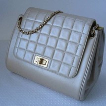 Auth CHANEL Iridescent Pearly Cream Choco Bar Reissue Flap Handbag GHW - $2,399.99