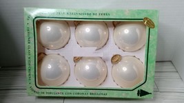 Christmas By Krebs Porcelain White Ornaments Made In Usa - £12.65 GBP