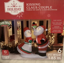 Santa &amp; Mrs. Claus Kissing Under Mistletoe Scene Airblown Yard Inflatable Decor - £126.36 GBP