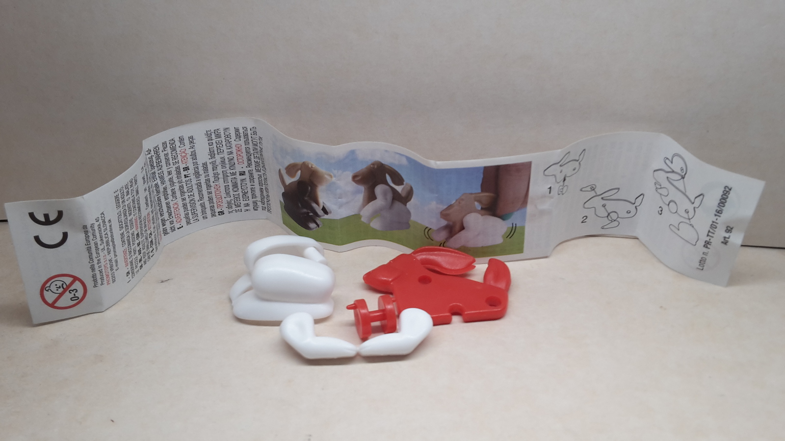 Maraja - Art 92 Rabbit - red + paper  - Promotoys - Surprise egg - $1.50