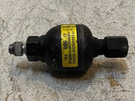 Hydac Pressurized Vessel Accumulator 500Psi C27113 | 2073658/113 - $163.86 CAD