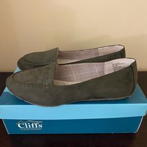 CLIFFS BY WHITE MOUNTAIN Women's Gracefully Tailored Loafer Flat - $23.92