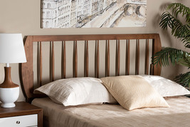 Jaiana Ash Walnut Full Size Headboard - $2,046.04 MXN