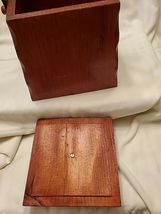 FIVE STARS ABOVE THE EAGLE EMBLEM ON WOOD BOX WITH LID & HANDLE image 6