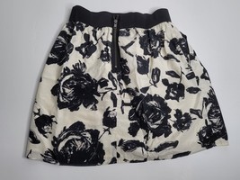 Ann Taylor LOFT Womens Skirt Size 0 Black Ivory White Floral Lined - £12.75 GBP