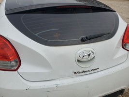 Trunk Lid White 4dr OEM 2013 Hyundai Veloster MUST SHIP TO A COMMERCIALY... - £350.44 GBP
