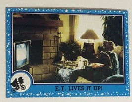 E.T. The Extra Terrestrial Trading Card 1982 #29 ET Lives It Up - £1.55 GBP