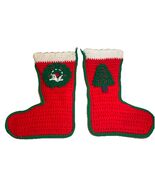 Vintage Handmade Crochet Christmas Stockings Pair Wreath Tree Red Green ... - €17,30 EUR