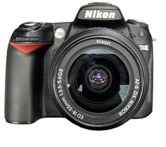 Nikon Digital SLR D90 406229 - £127.09 GBP