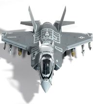 Academy 12569 USMC F-35B VMFA-121 Green Knights Plamodel Plastic Hobby Model image 6