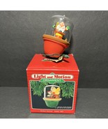 VTG Hallmark Ornament Keepsake Series Light &amp; Motion &quot;on with the Show&quot; ... - $11.74