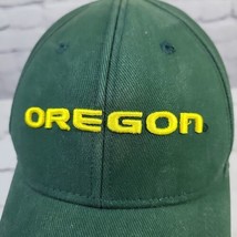 Oregon Ducks Hat Mens OSFA Green Ball Cap Captivating Headwear Cotton Faded  - £11.86 GBP