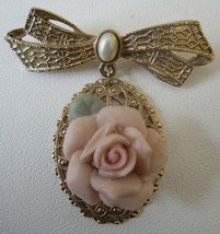 1928 Brand Brooch Pin Pink Porcelain Rose Faux Pearl Gold Tone Filigree ... - $24.95